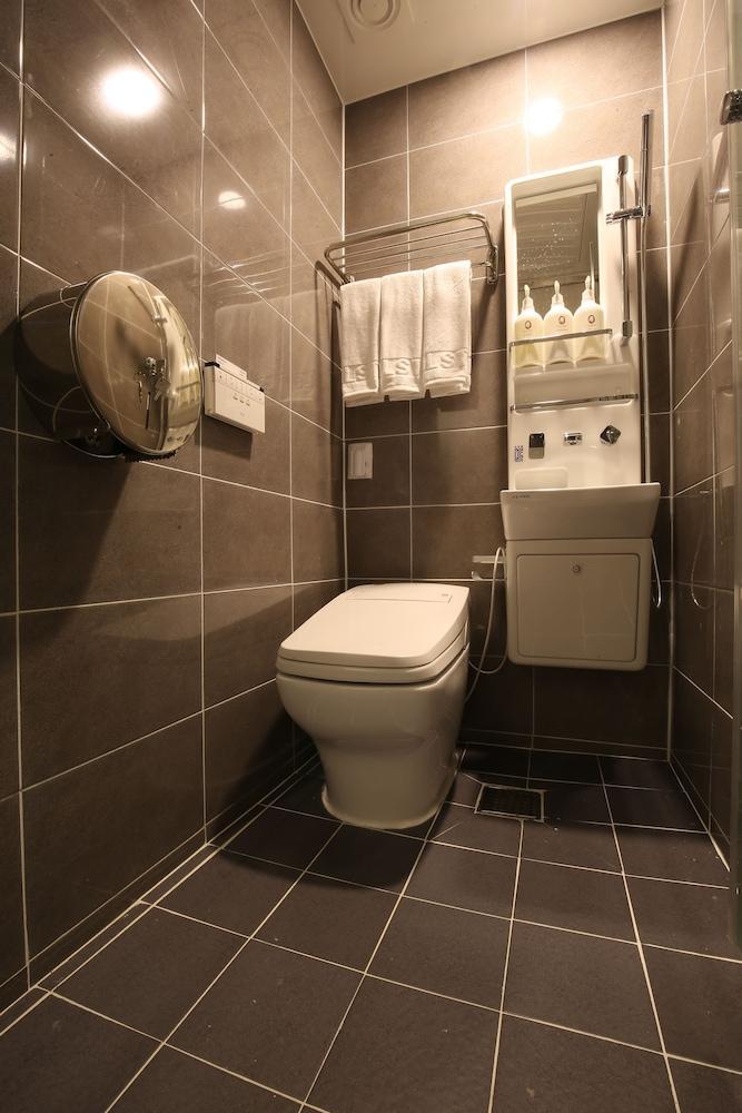 Philstay Myeongdong Seoul Exterior photo