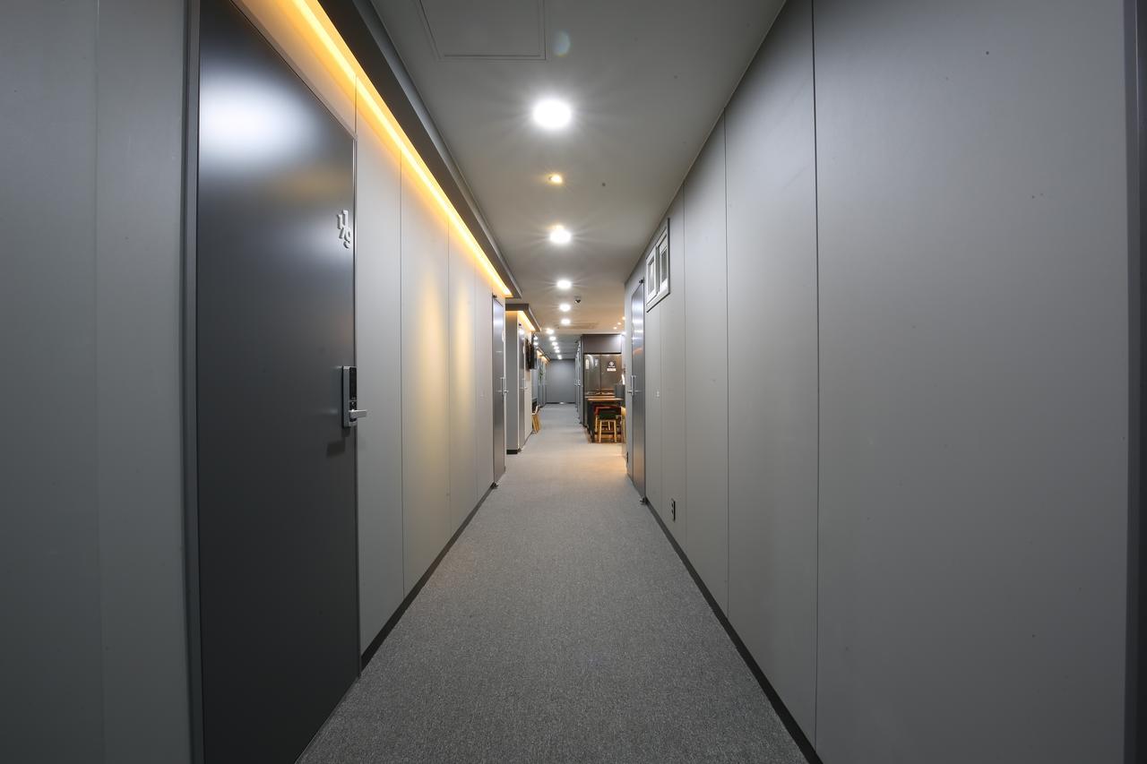Philstay Myeongdong Seoul Exterior photo