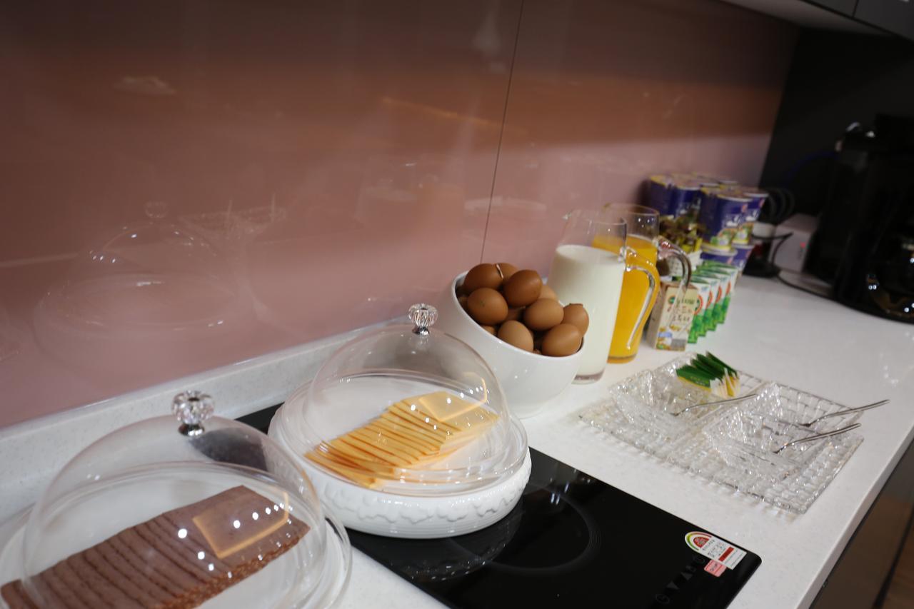 Philstay Myeongdong Seoul Exterior photo