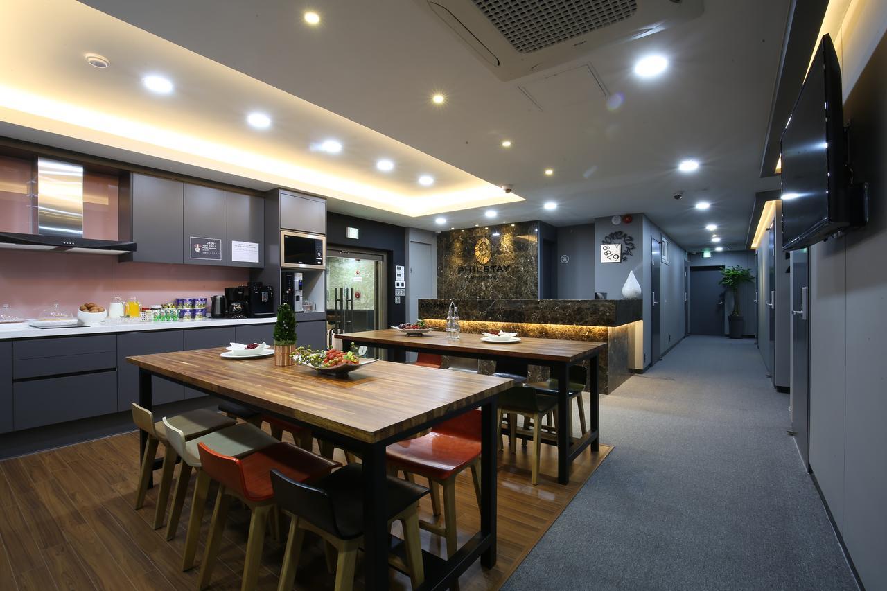 Philstay Myeongdong Seoul Exterior photo